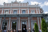 Park van Sept Heures en de Galerij Léopold II