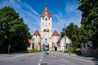 Ostentor